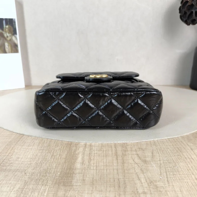 Chanel Crossbody Bag HOBO Black Waxed Leather Calfskin Small 19 × 6 × 17 cm — cover view 4 of 5