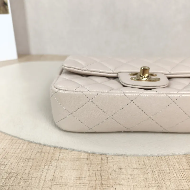 Chanel Crossbody Bag Classic Flap Large Mini CF Mini Collection Crossbody Bag Pink Lambskinmini18 × 5 × 12 cm — detail view 6 of 13