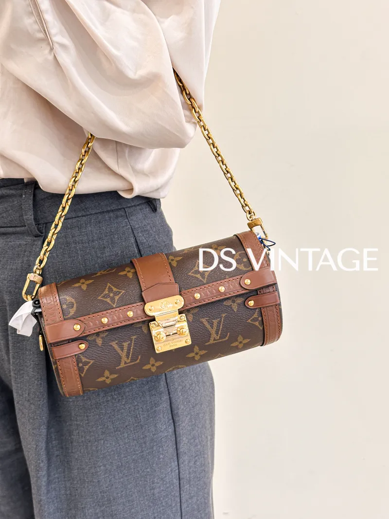 Louis Vuitton Crossbody Bag Papillon Trunk Monogram PVC Small19 × 9 × 9 cm — on-model view 3 of 3