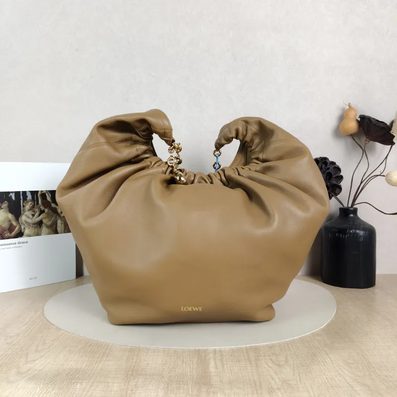 LOEWE Crossbody Bag Squeeze Lambskin Medium 34 × 13.5 × 33 cm