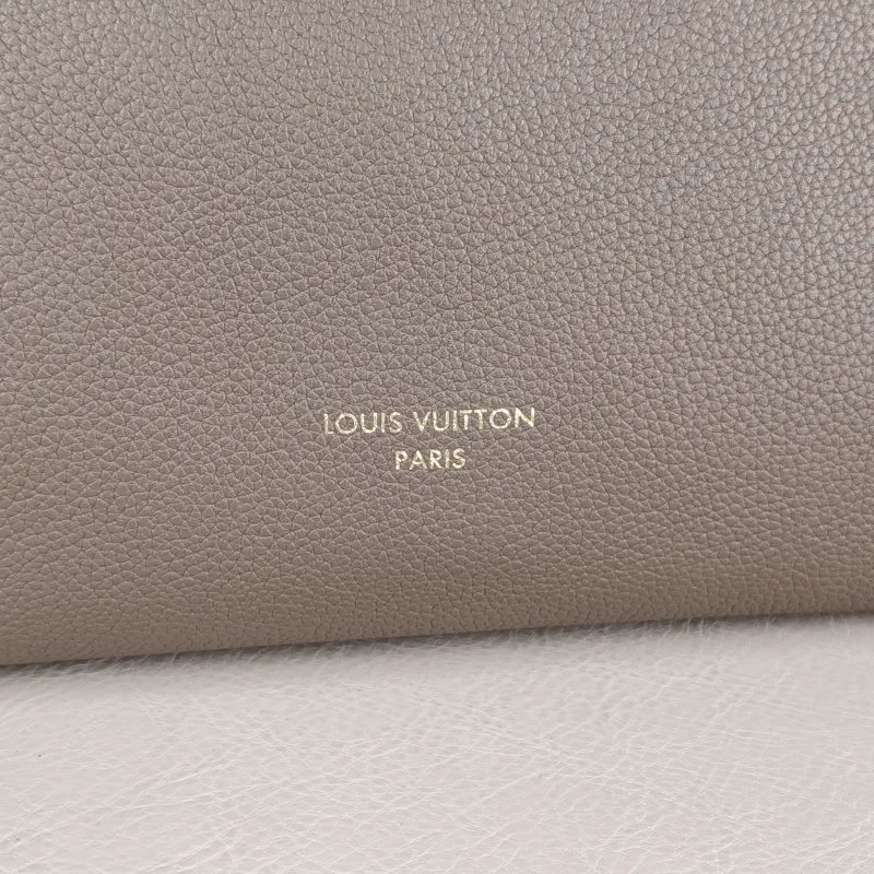 Louis Vuitton Shoulder Bag EXPRESS Shoulder Bag Grey Calfskin Small 26 × 13.5 × 17 cm — detail view 7 of 14