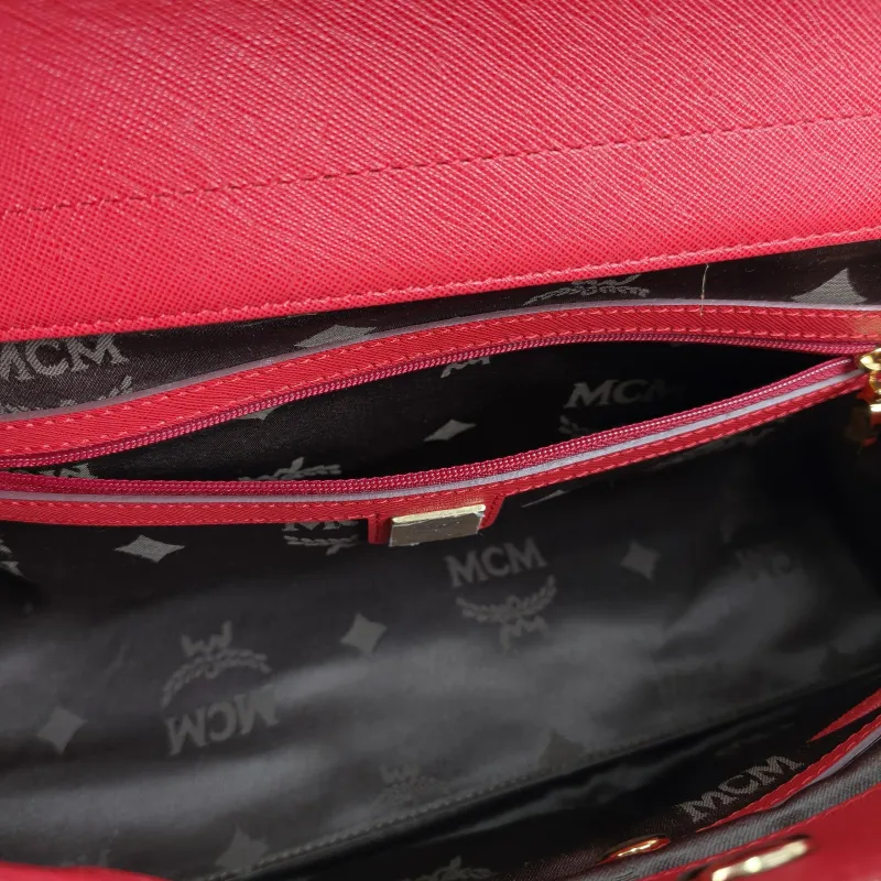 MCM Crossbody Bag Crossbody Bag Red Calfskin One Size 25 × 17 × 21 cm — detail view 9 of 15