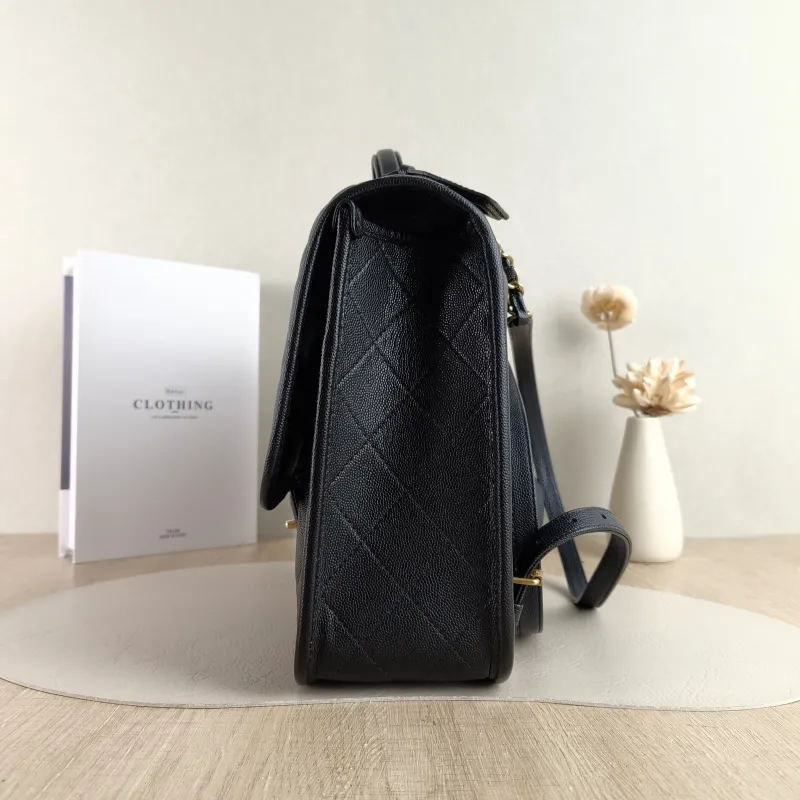 Chanel Backpack Backpack Black with Gold-Tone Hardware Grained Calfskin One Size 31 × 10 × 21 cm — detail view 1 of 14