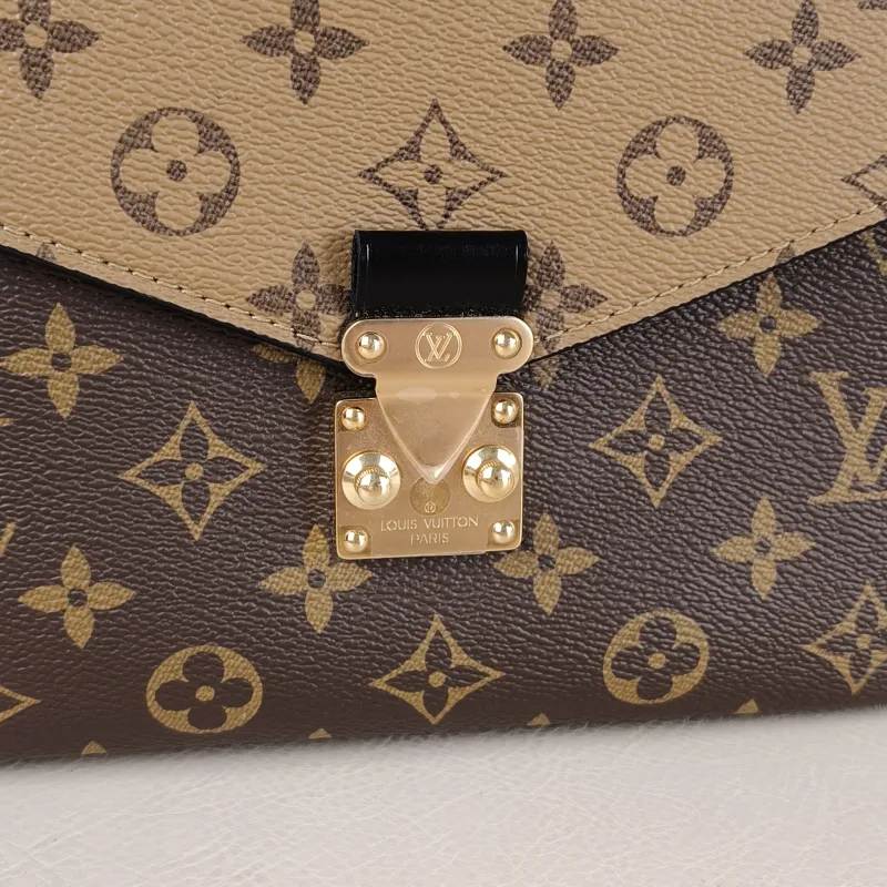 Louis Vuitton Crossbody Bag Pochette Métis Monogram Colorblock PVC Medium 25 × 7 × 19 cm — detail view 9 of 13