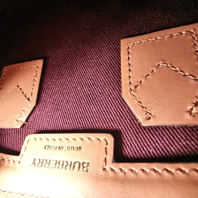 BURBERRY Top Handle Bag Top Handle Bag Colorblock PVC Mini 18.5 × 11 × 12 cm — detail view 3 of 14