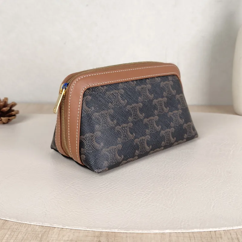 CELINE Cosmetic Bag Triomphe Cosmetic Bag Monogram PVC Small14 × 8 × 9.5 cm — cover view 3 of 5