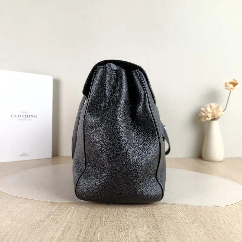 CELINE Shoulder Bag Soft 16Shoulder Bag Black Calfskin Medium 32 × 15 × 24 cm — detail view 4 of 11