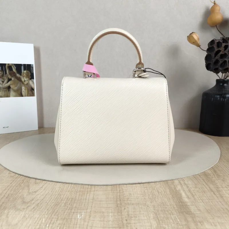 Louis Vuitton Crossbody Bag CLUNY White Epi Embossed Calfskin Mini 20 × 7.5 × 16 cm — cover view 5 of 5