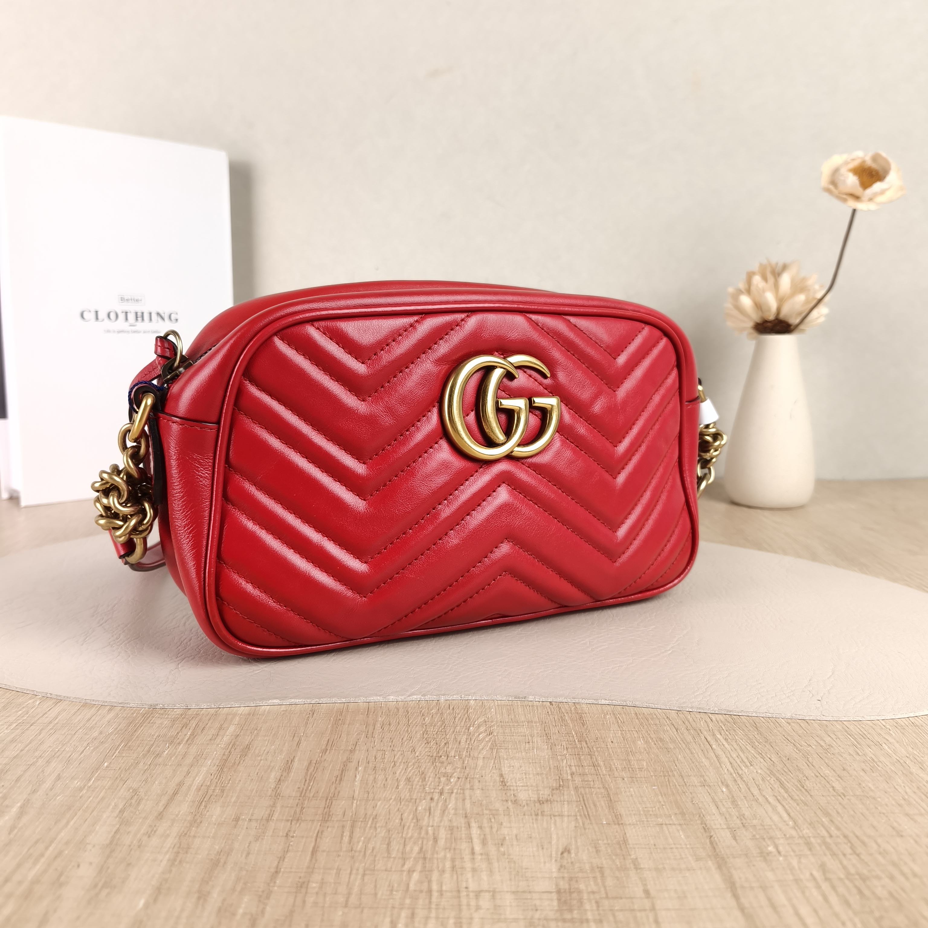GUCCI Crossbody Bag GG Marmont Marmont Camera Bag Red Calfskin Small24 × 7 × 13 cm — cover view 2 of 5