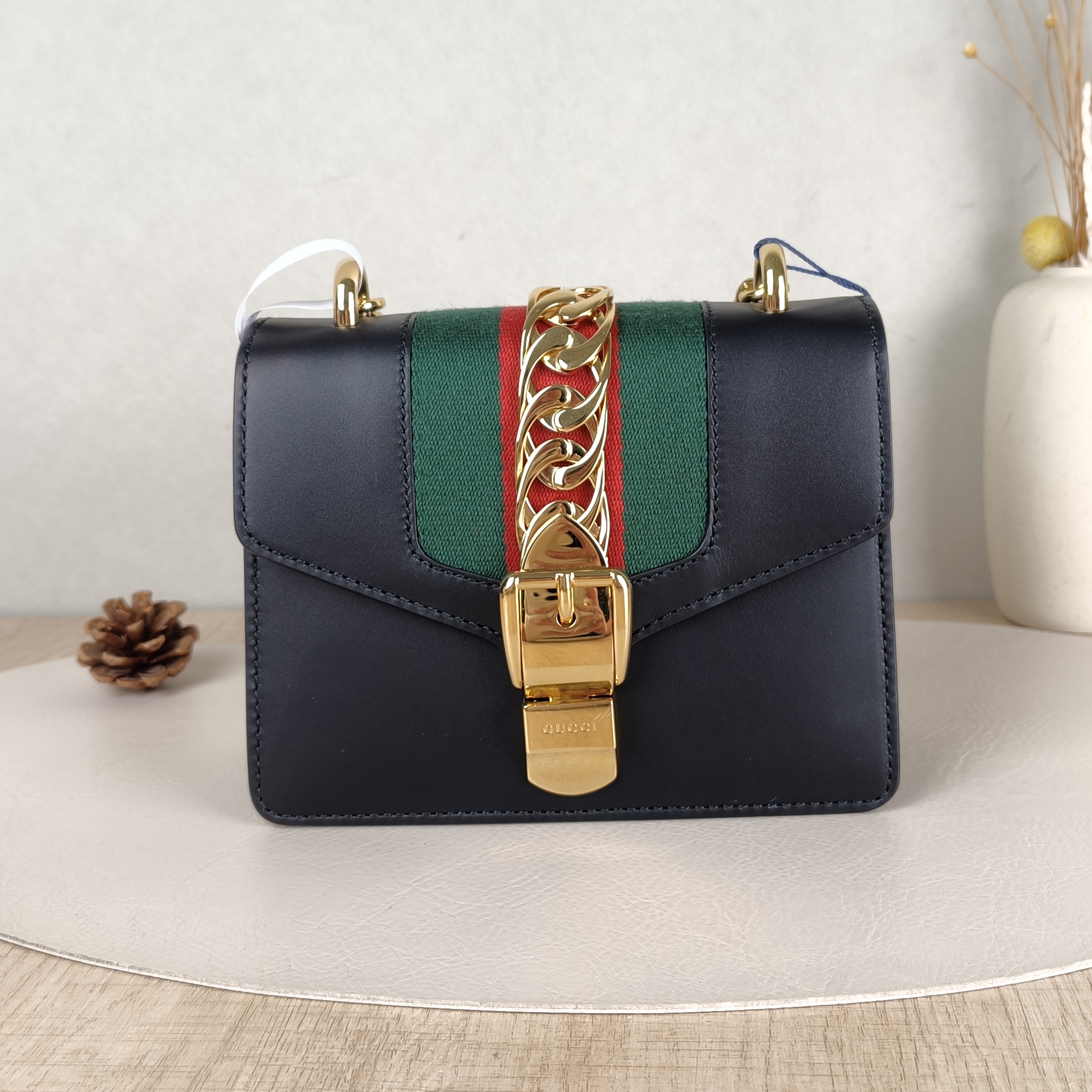 GUCCI Shoulder Bag Sylvie Shoulder Strap Edition Black CC alfskinmini19 × 8 × 14 cm
