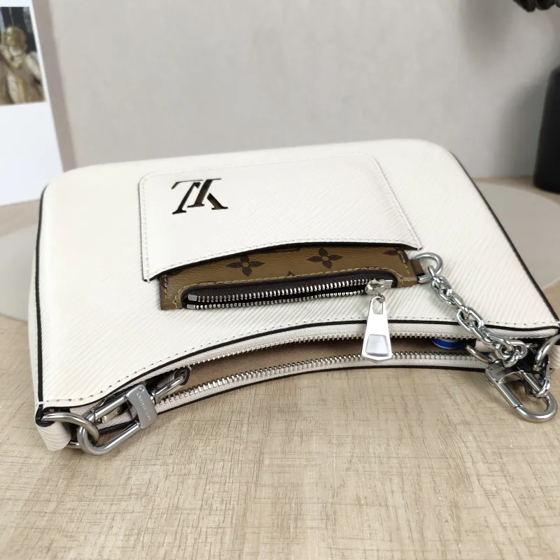 Louis Vuitton Crossbody Bag MARELLE White Epi Embossed Calfskin Small 25 × 8 × 15 cm — detail view 2 of 10