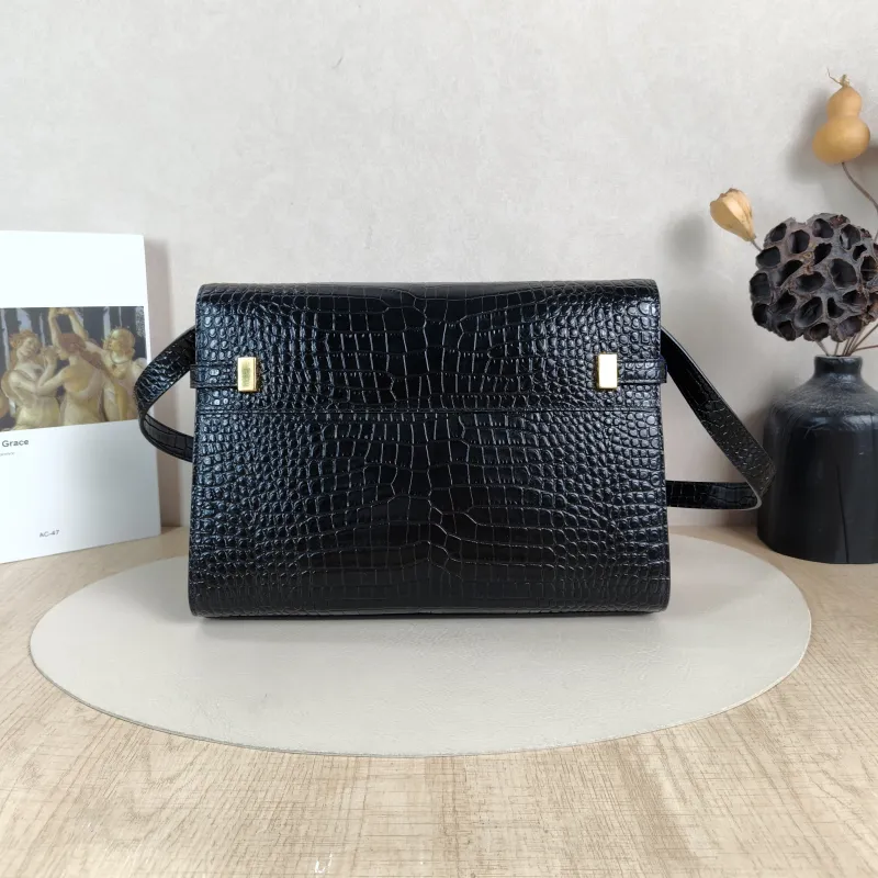 SAINT LAURENT Shoulder Bag MANHATTAN Black Calfskin Medium29 × 7.5 × 20 cm — cover view 5 of 6