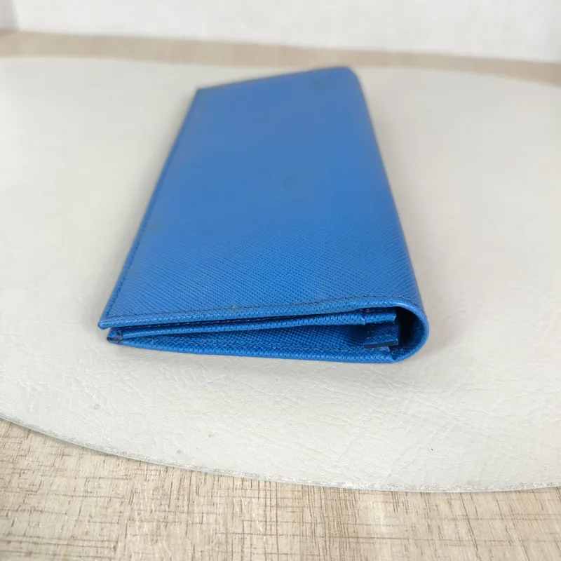 PRADA Wallet Wallet Blue Calfskin 19 × 2.5 × 9 cm — detail view 3 of 9