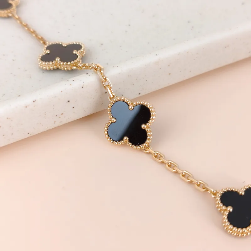Van Cleef & Arpels Bracelet Alhambra Alhambra Collection Five-Motif Bracelet 18KY ellow Gold Vintage Small 19cm — cover view 4 of 10