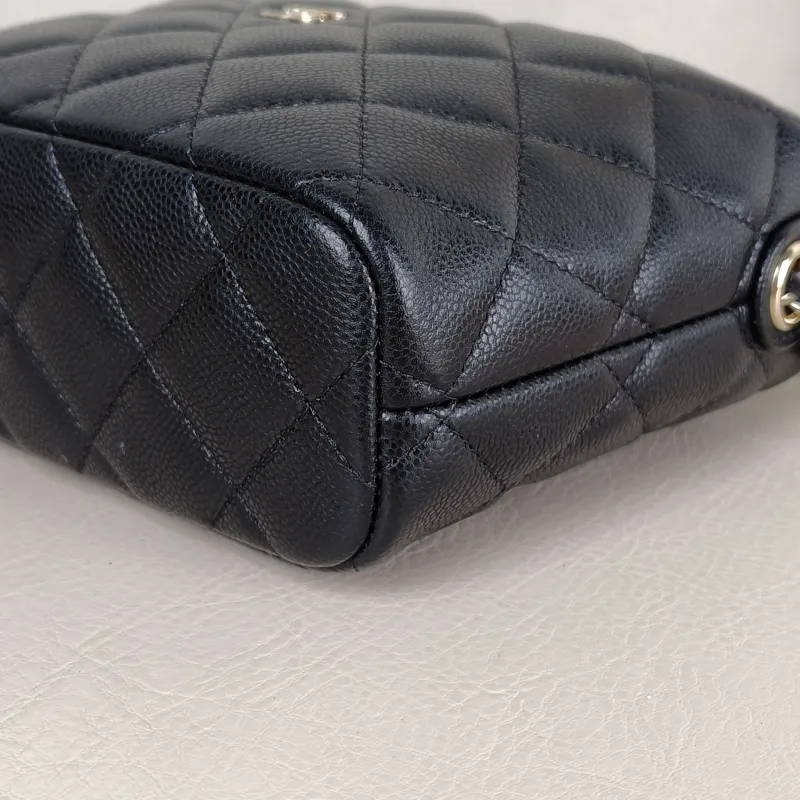 Chanel Crossbody Bag Crossbody Bag Black Grained Calfskin One Size 15.5 × 6 × 12 cm — detail view 1 of 13