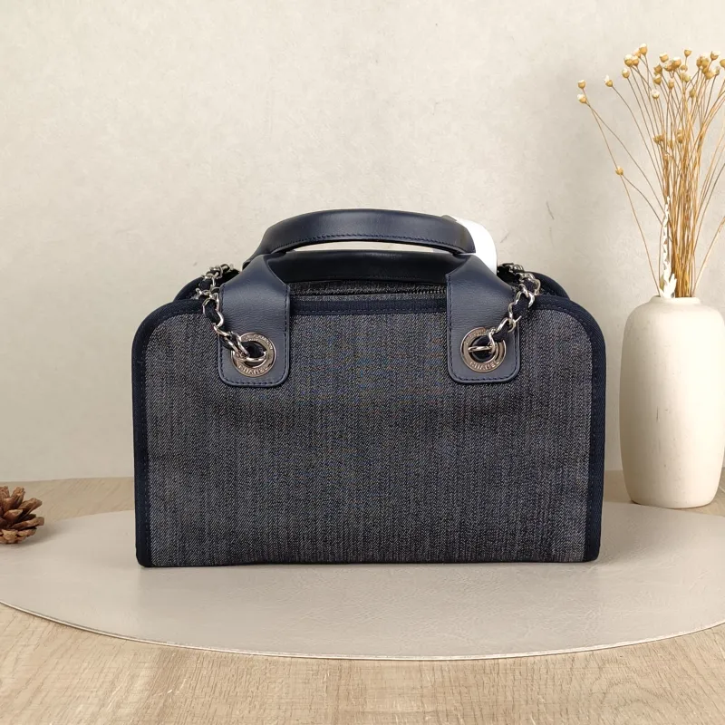 Chanel Crossbody Bag Navy Canvas One Size27 × 12 × 16 cm — cover view 2 of 6