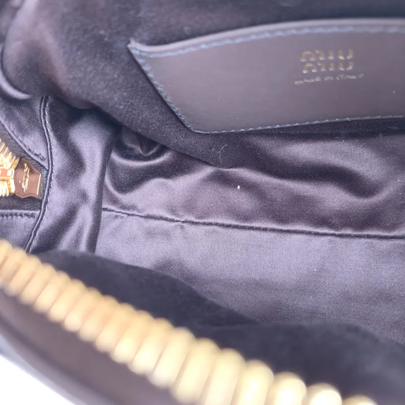 Miumiu Shoulder Bag Beau Calfskin Small 23 × 10 × 11.5 cm — detail view 5 of 11