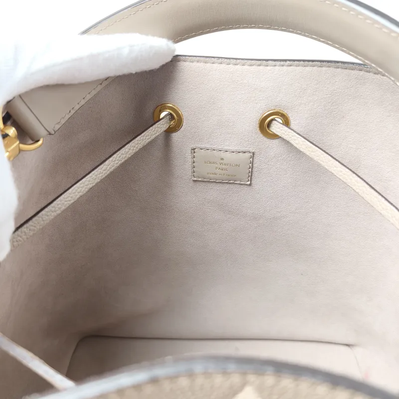 Louis Vuitton Shoulder Bag NÉONOÉ Bucket Bag · White Empreinte Embossed Calfskin Medium 26 × 17.5 × 26 cm — detail view 9 of 13