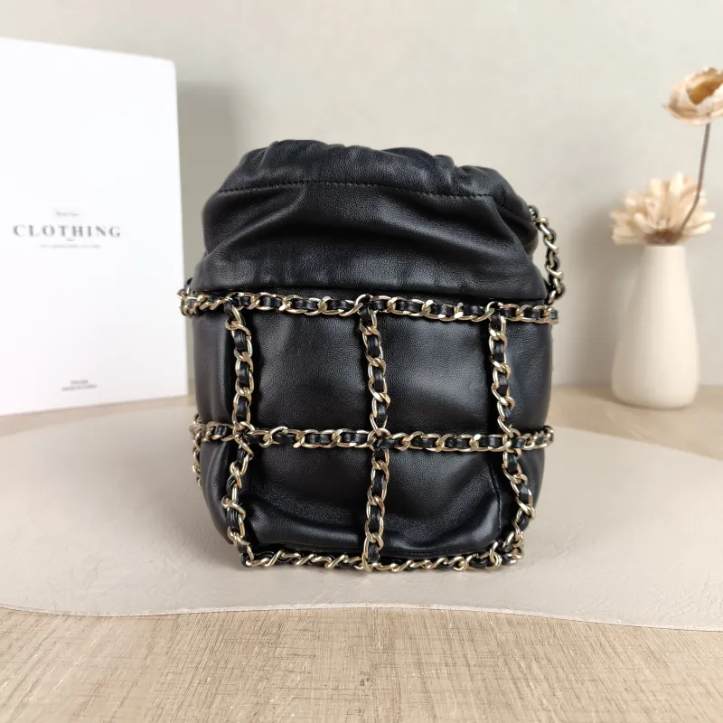 Chanel Crossbody Bag Crossbody Bag Black Lambskin One Size12 × 11 × 18 cm — cover view 5 of 5