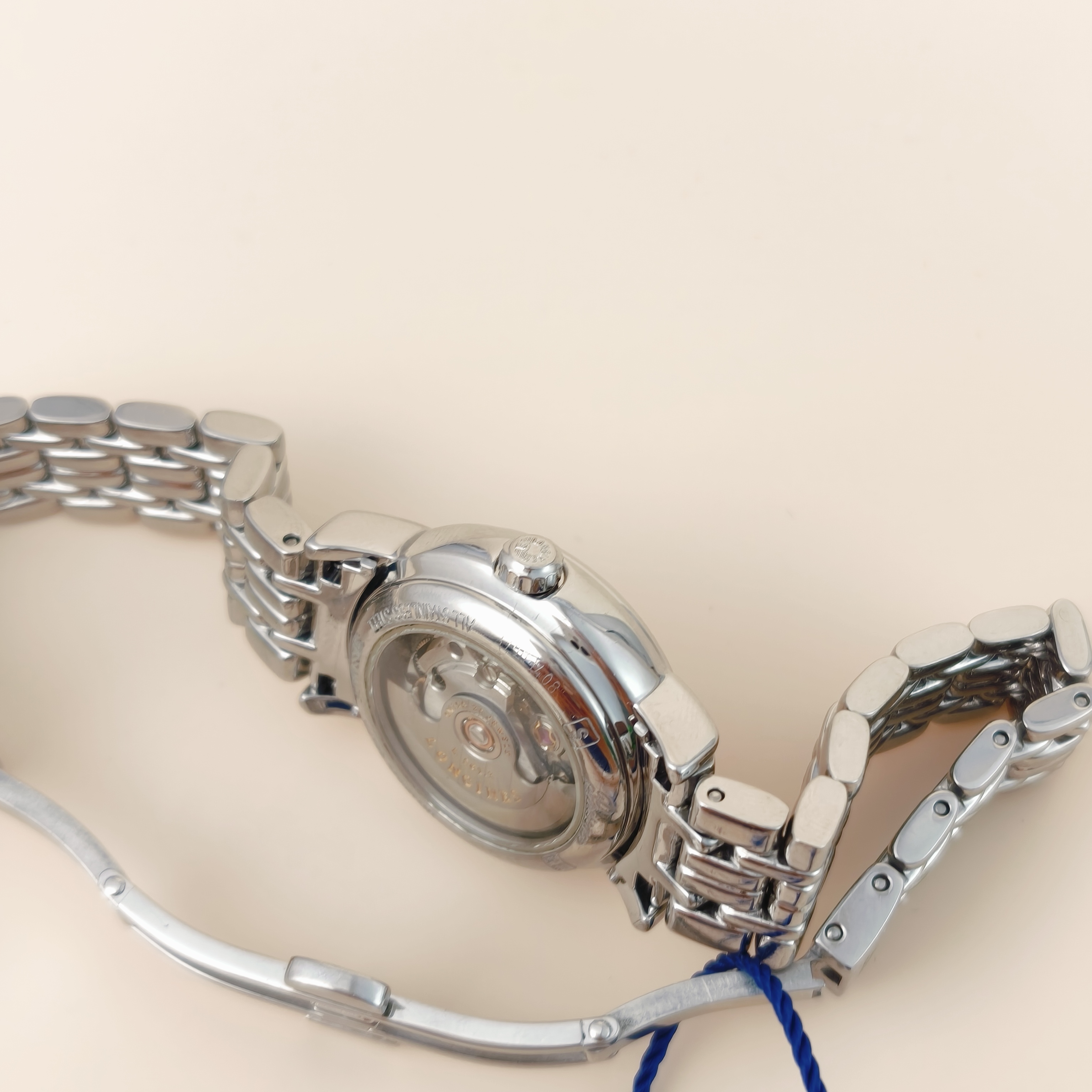 LONGINES Watch Collection Watch White 25.5mm Watch — cover view 2 of 10