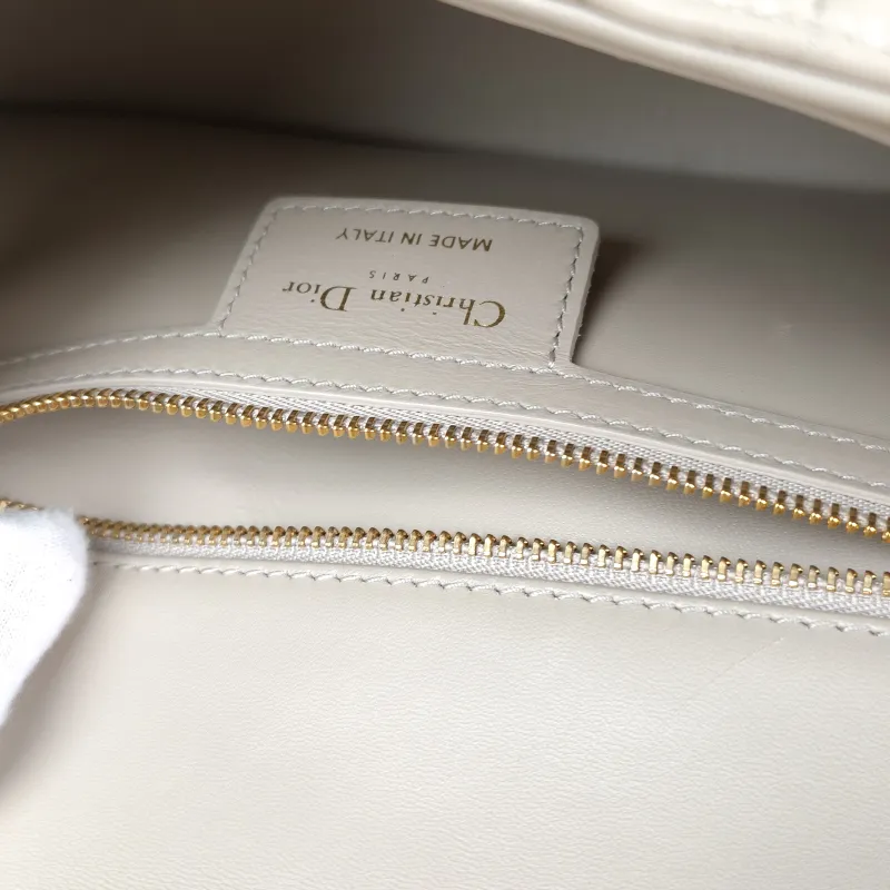 DIOR Crossbody Bag Caro Chain Bag Beige Calfskin Medium 25.5 × 9 × 15.5 cm — detail view 10 of 15