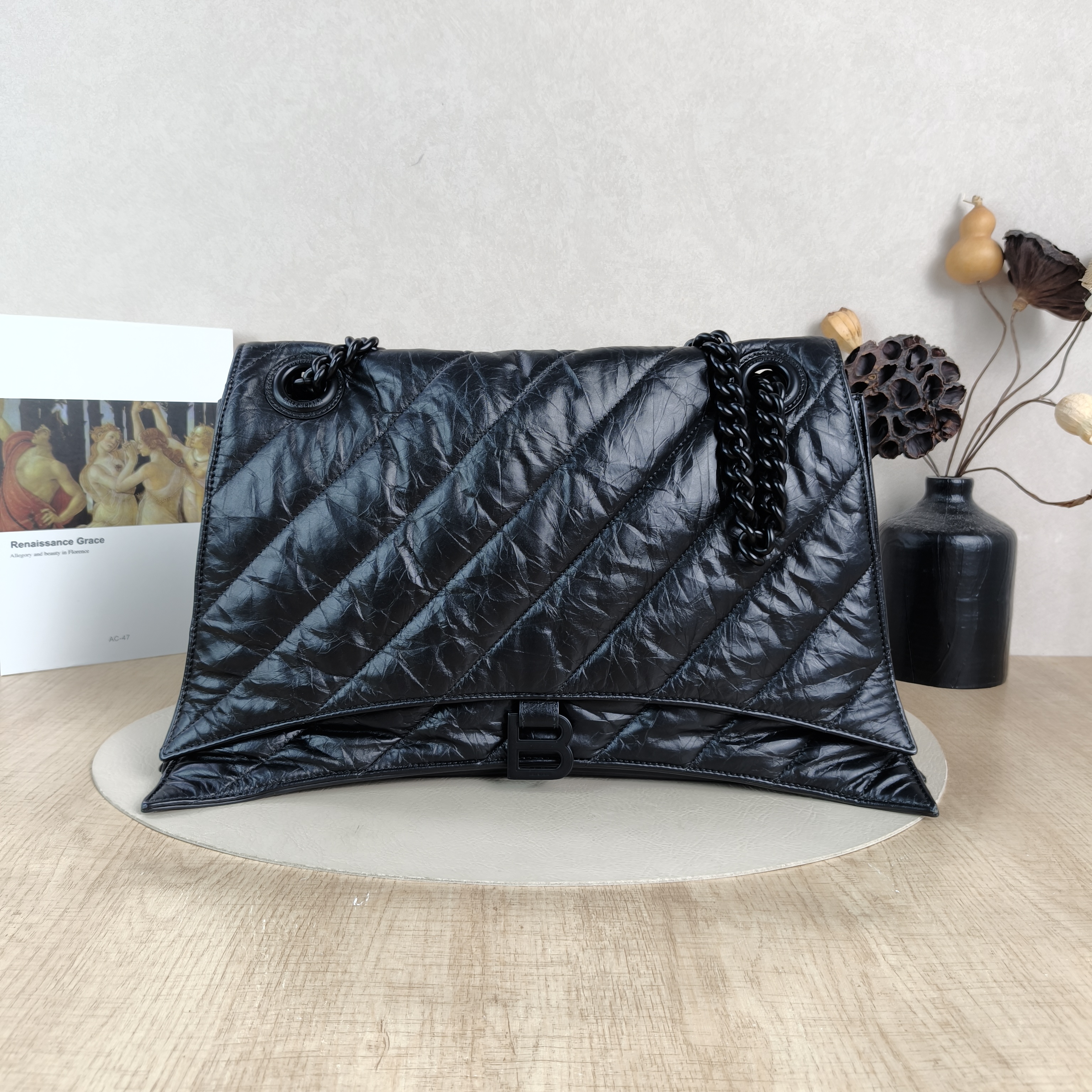 BALENCIAGA Shoulder Bag CRUSH Chain Bag Black CC alfskin Large40 × 13 × 25 cm