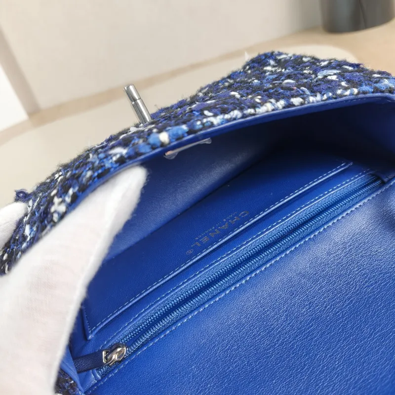 Chanel Crossbody Bag Classic Flap Large Mini CF Mini Blue mini 20 × 6 × 12 cm — detail view 12 of 13