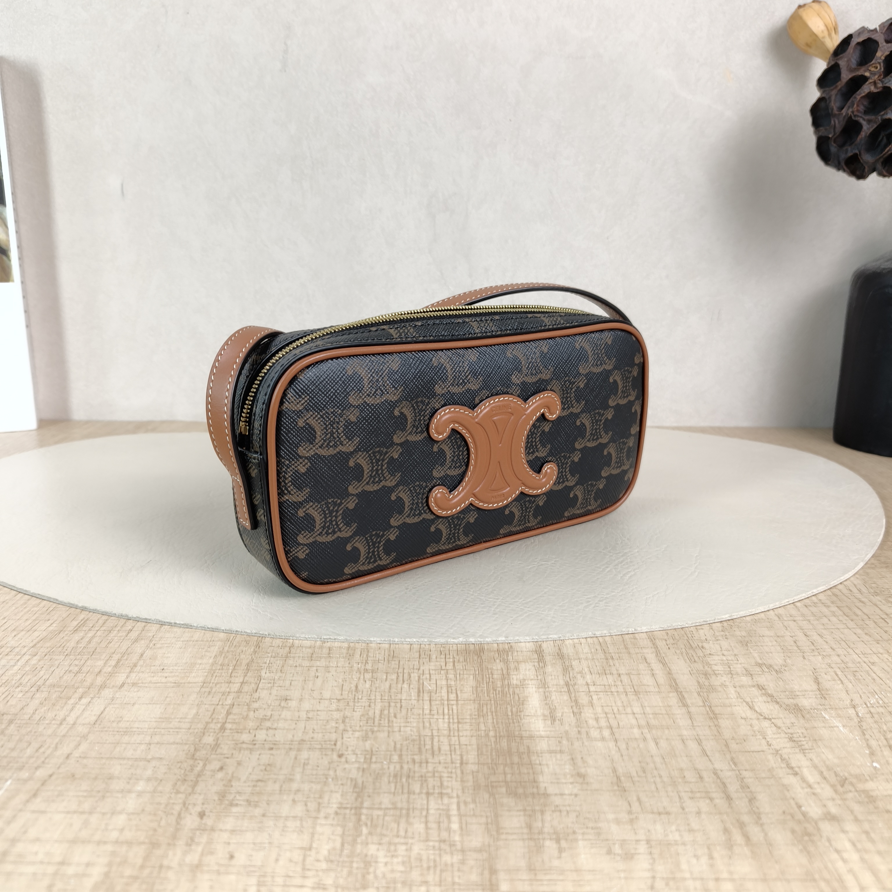 CELINE Shoulder Bag Shoulder Bag Monogram PV Cmini19 × 3.5 × 9 cm — cover view 6 of 6