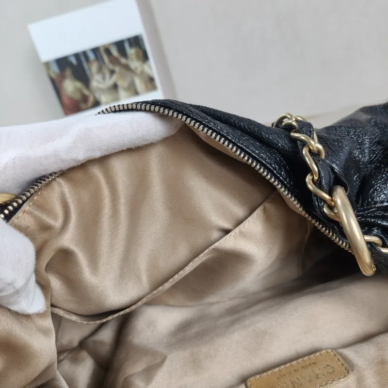 Chanel Shoulder Bag Tote Bag Black Calfskin One Size 32 × 14 × 19 cm 11 — detail view 1 of 11