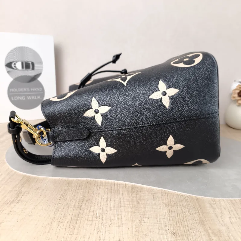 Louis Vuitton Shoulder Bag NÉONOÉ Bucket Bag Black · White Monogram Empreinte Embossed Calfskin Medium 26 × 17.5 × 26 cm — detail view 7 of 14