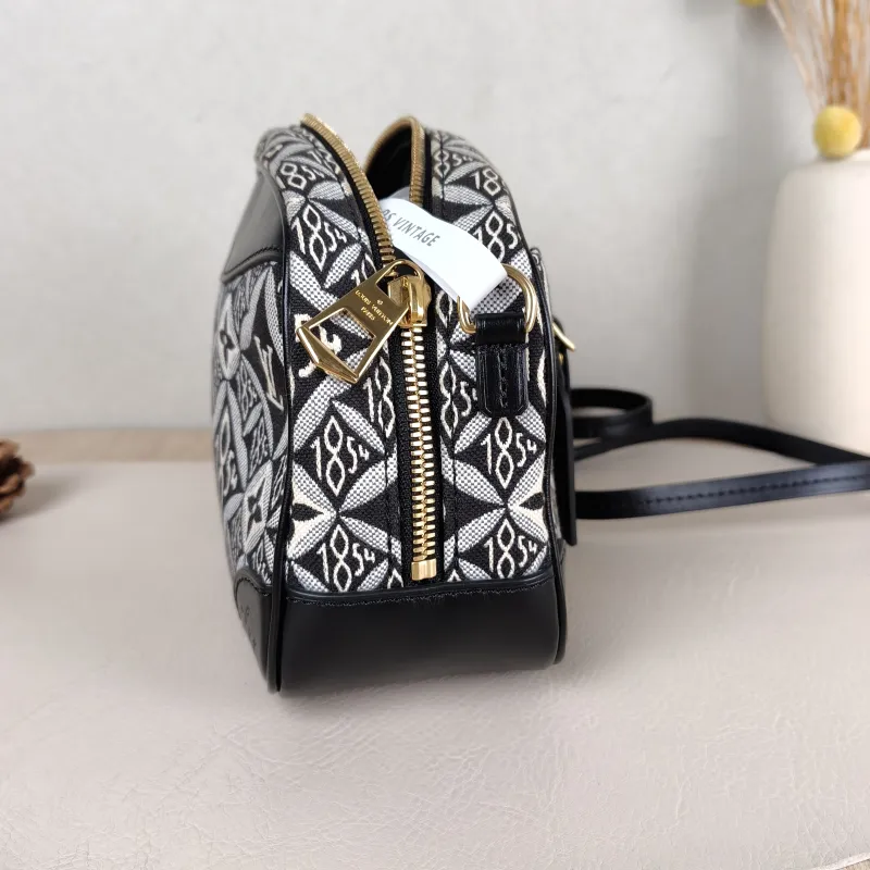Louis Vuitton Crossbody Bag Deauville Camera Bag 1854 Calfskin Mini 21 × 7 × 16 cm — detail view 3 of 14