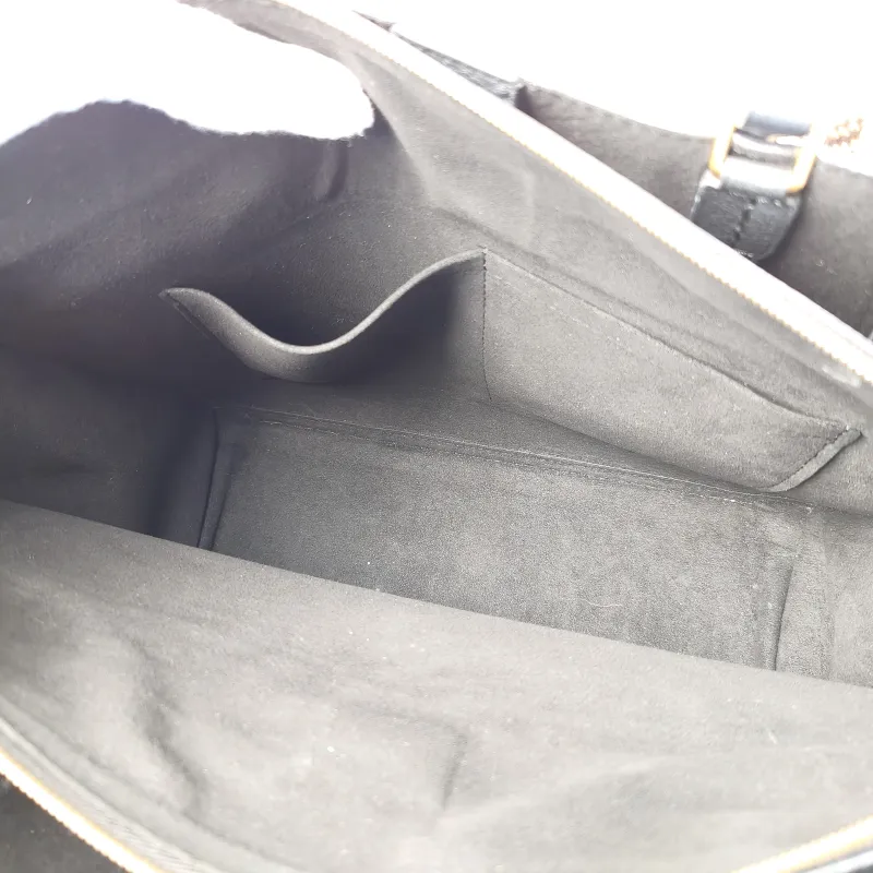 Louis Vuitton Crossbody Bag LOCKMETO Top Handle Bag Black Calfskin One Size 38 × 15.5 × 24 cm — detail view 2 of 11