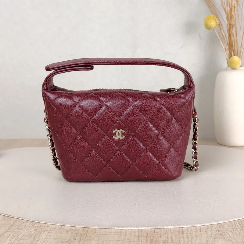 Chanel Crossbody Bag Crossbody Bag Red Grained Calfskin One Size 16 × 6 × 12 cm