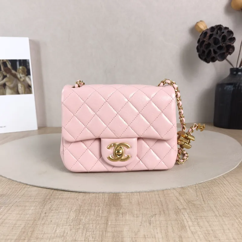 Chanel Crossbody Bag 25b c Pink Lambskin Mini 17 × 8 × 13.5 cm