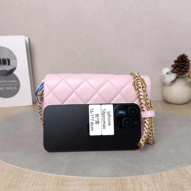 Chanel Crossbody Bag Woven Shoulder Strap Editioncf mini Pink Lambskin mini20 × 6 × 12 cm — cover view 5 of 5