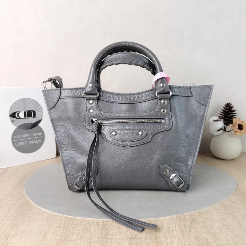 BALENCIAGA Top Handle Bag Neo Classic Tote Bag Grey Waxed Leather Medium37 × 14 × 24 cm