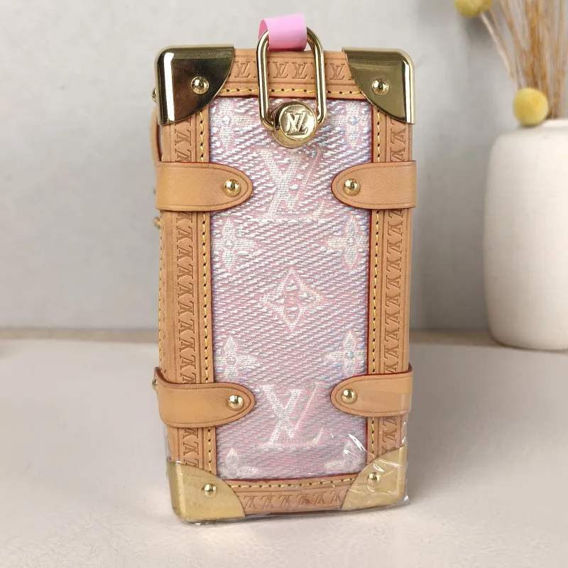 Louis Vuitton Crossbody Bag Side Trunk Box PVC Medium 23.5 × 8.5 × 16 cm — detail view 3 of 11
