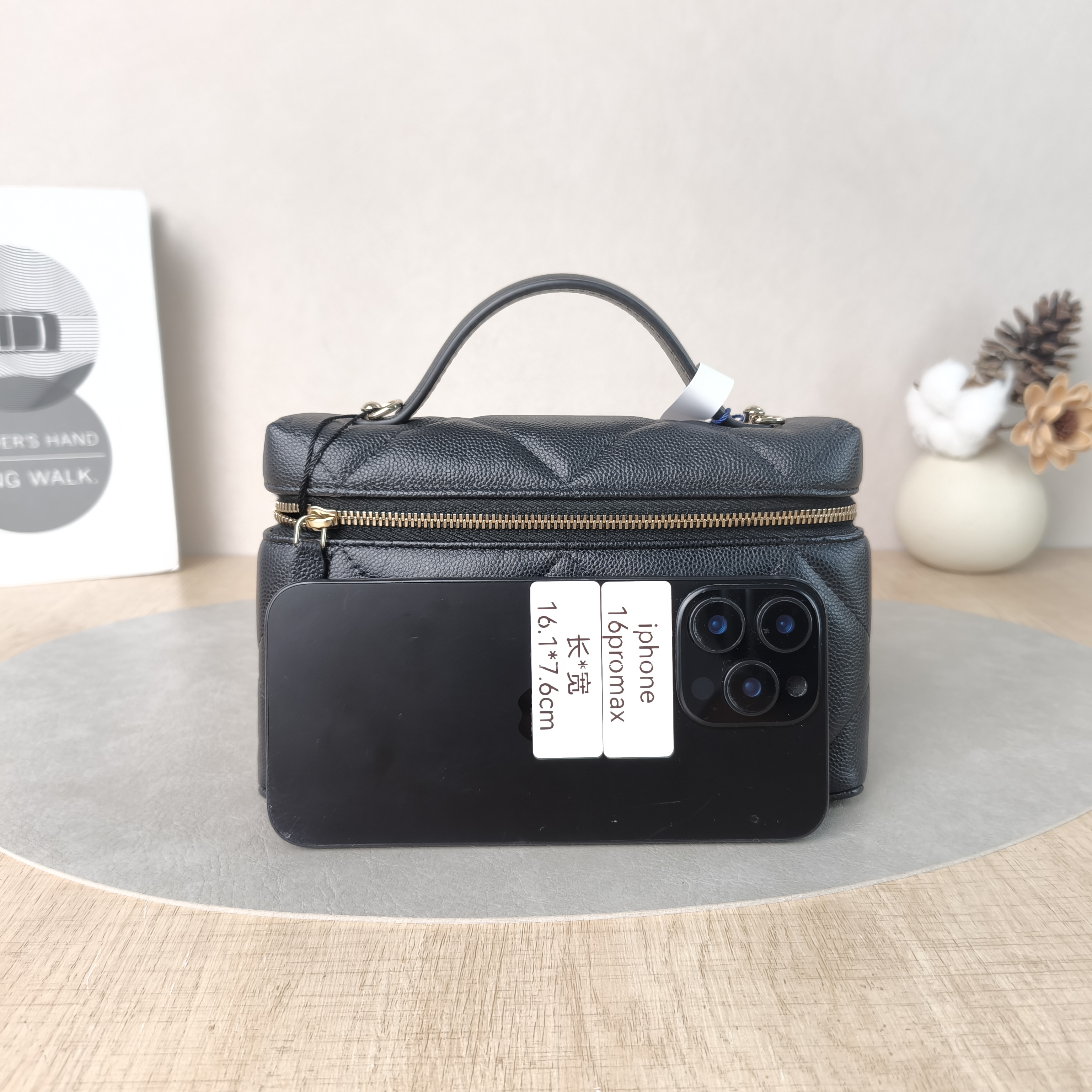 Chanel Crossbody Baglp Box Bag Top Handle Crossbody Bag Black Caviar Calfskin One Size19.5 × 5 × 17 cm — cover view 5 of 5