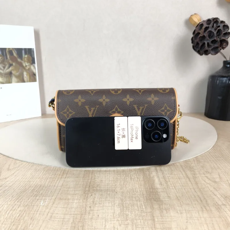 Louis Vuitton Crossbody Bag POCHETTE CAMILLE Monogram PVC One Size 20.5 × 6 × 11 cm — cover view 5 of 5