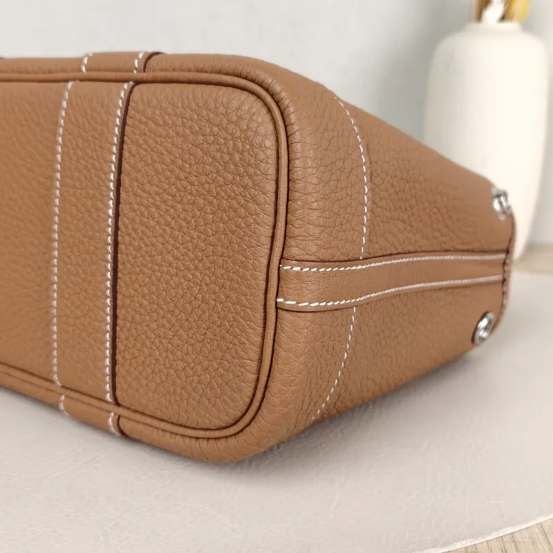 Hermès Top Handle Bag Neo Garden 23 Mini Negonda Calfskin Mini 23 × 10 × 16 cm K — detail view 9 of 9