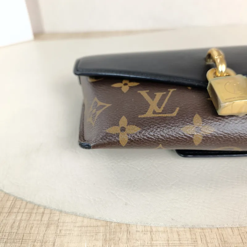 Louis Vuitton Shoulder Bag PADLOCK ON STRAP Black PVC Mini 19 × 3 × 11 cm — detail view 7 of 11