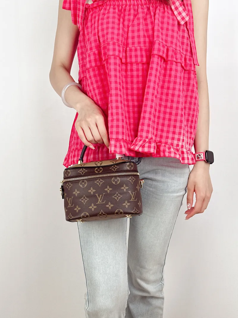 Louis Vuitton Shoulder Bag VANITY Cosmetic Bag Monogram PVC Small19 × 11 × 13 cm — on-model view 3 of 3