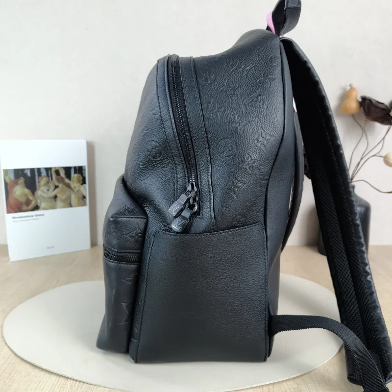Louis Vuitton Backpack Discovery Backpack Black Calfskin Small 29 × 20 × 38 cm — detail view 12 of 12