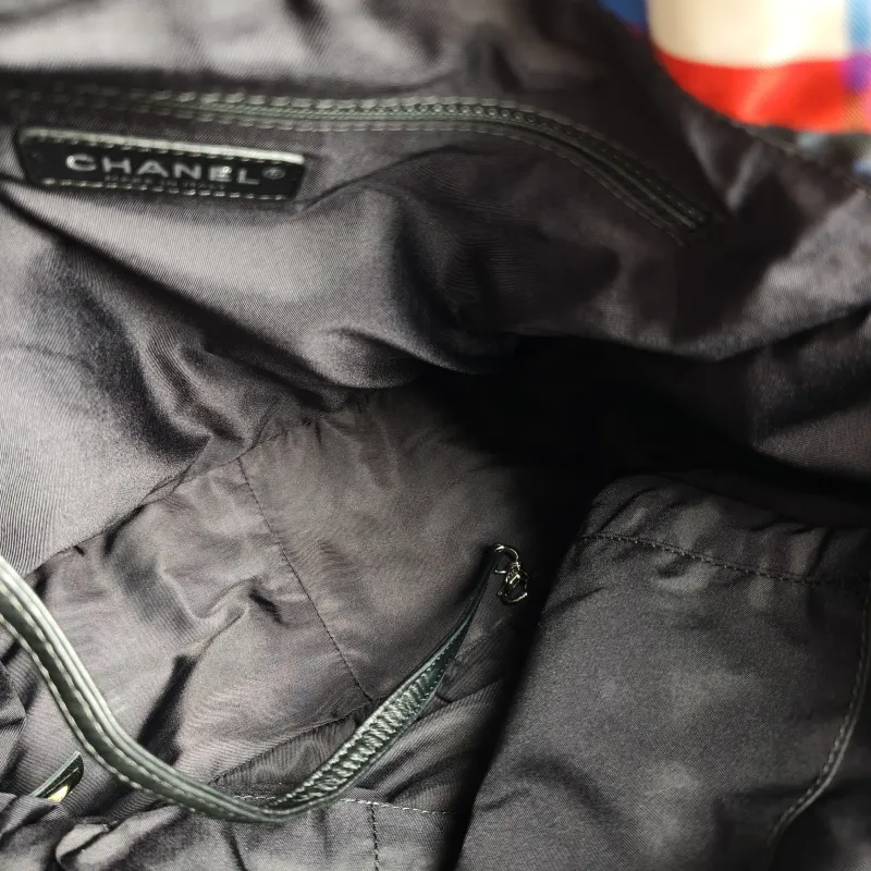 Chanel Backpack Backpack Colorblock Nylon One Size 30 × 15 × 35 cm 22 — detail view 3 of 14