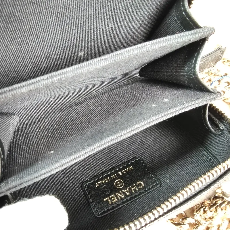 Chanel Crossbody Bag le boy Crossbody Bag Black Calfskin One Size 11 × 4 × 7 cm 32 — detail view 9 of 11