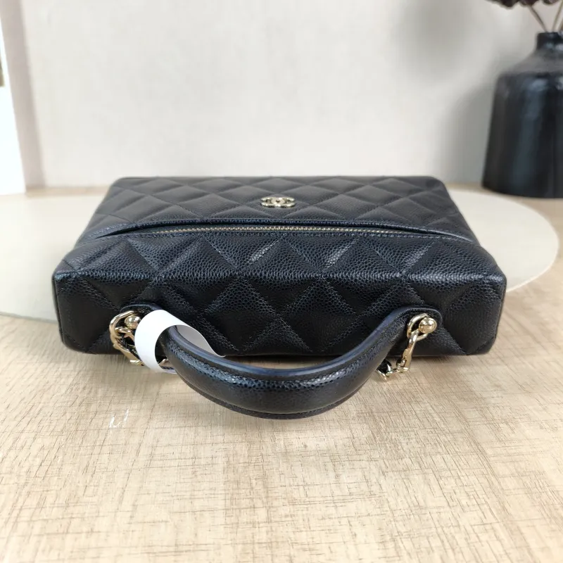 Chanel Crossbody Baglp Box Bag Top Handle Crossbody Bag Black Grained Calfskin One Size19.5 × 5 × 17 cm — detail view 12 of 14
