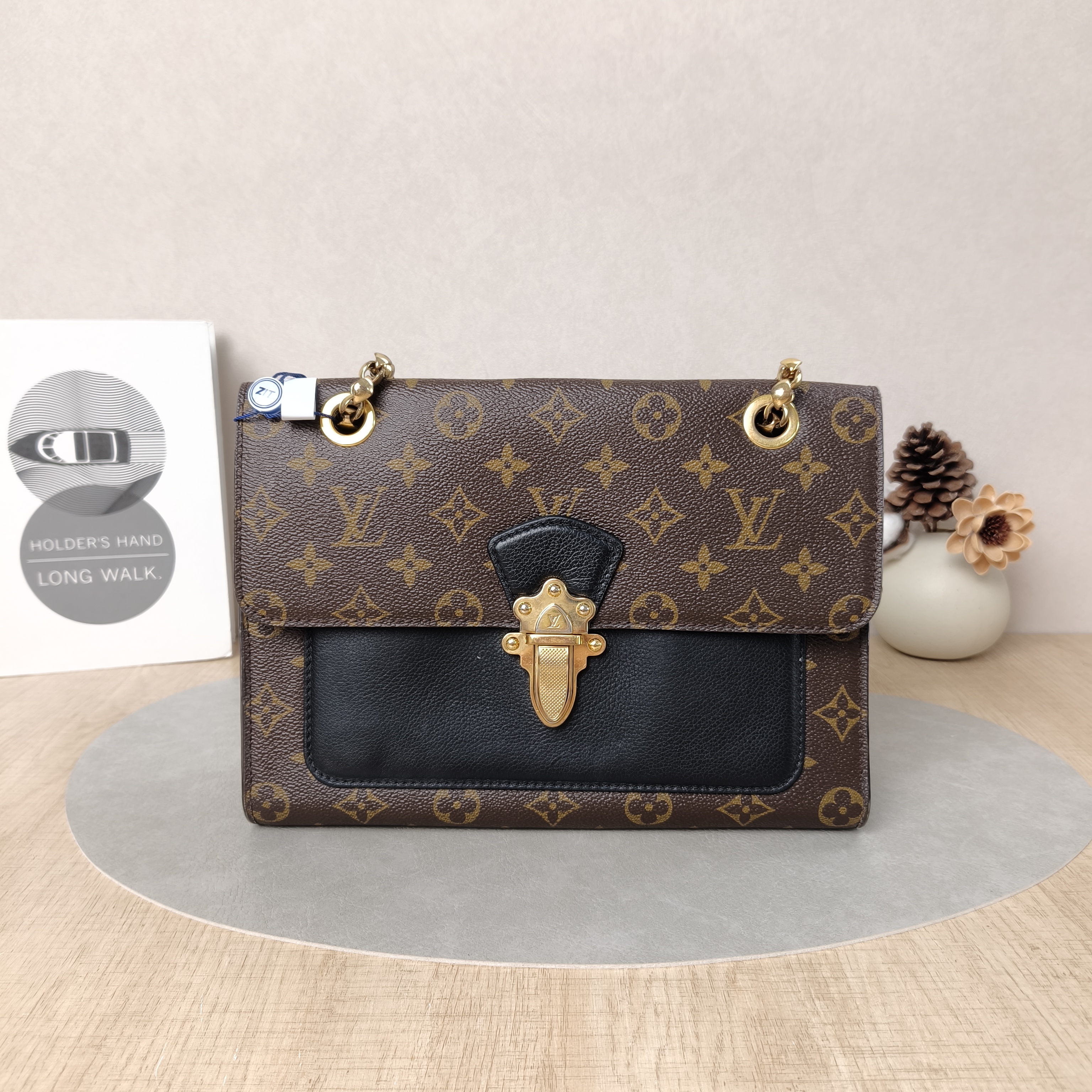 Louis Vuitton Crossbody Bag VICTOIRE Monogram PVC One Size27 × 10 × 17 cm