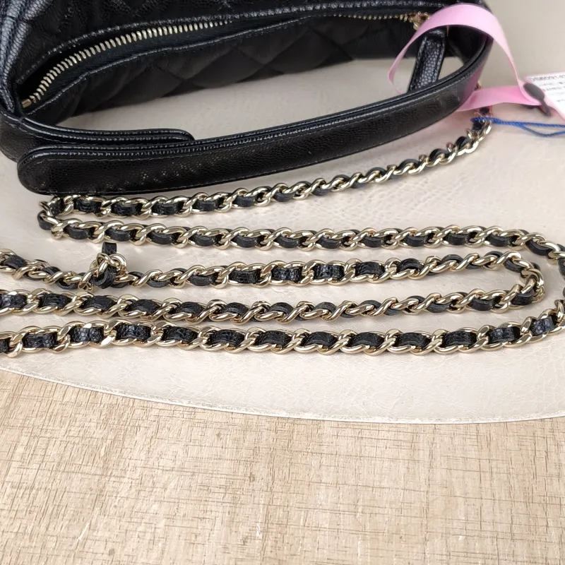 Chanel Crossbody Bag Crossbody Bag Black Grained Calfskin 16 × 6 × 13 cm — detail view 9 of 12