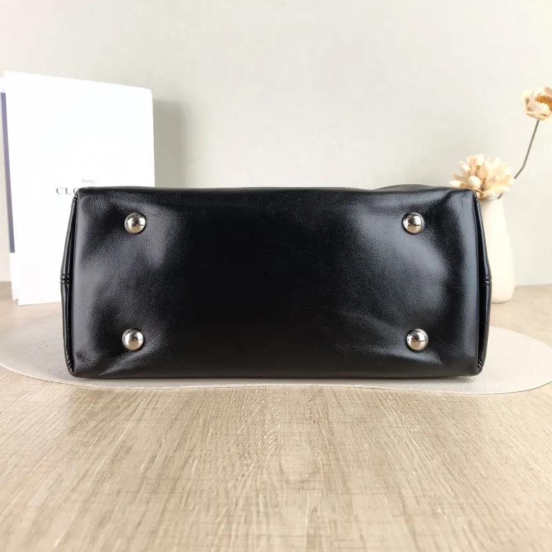 Louis Vuitton Crossbody Bag Carryall Cargo Vibe Black SL ambskin Small 33.5 × 15 × 23 cm — cover view 5 of 5