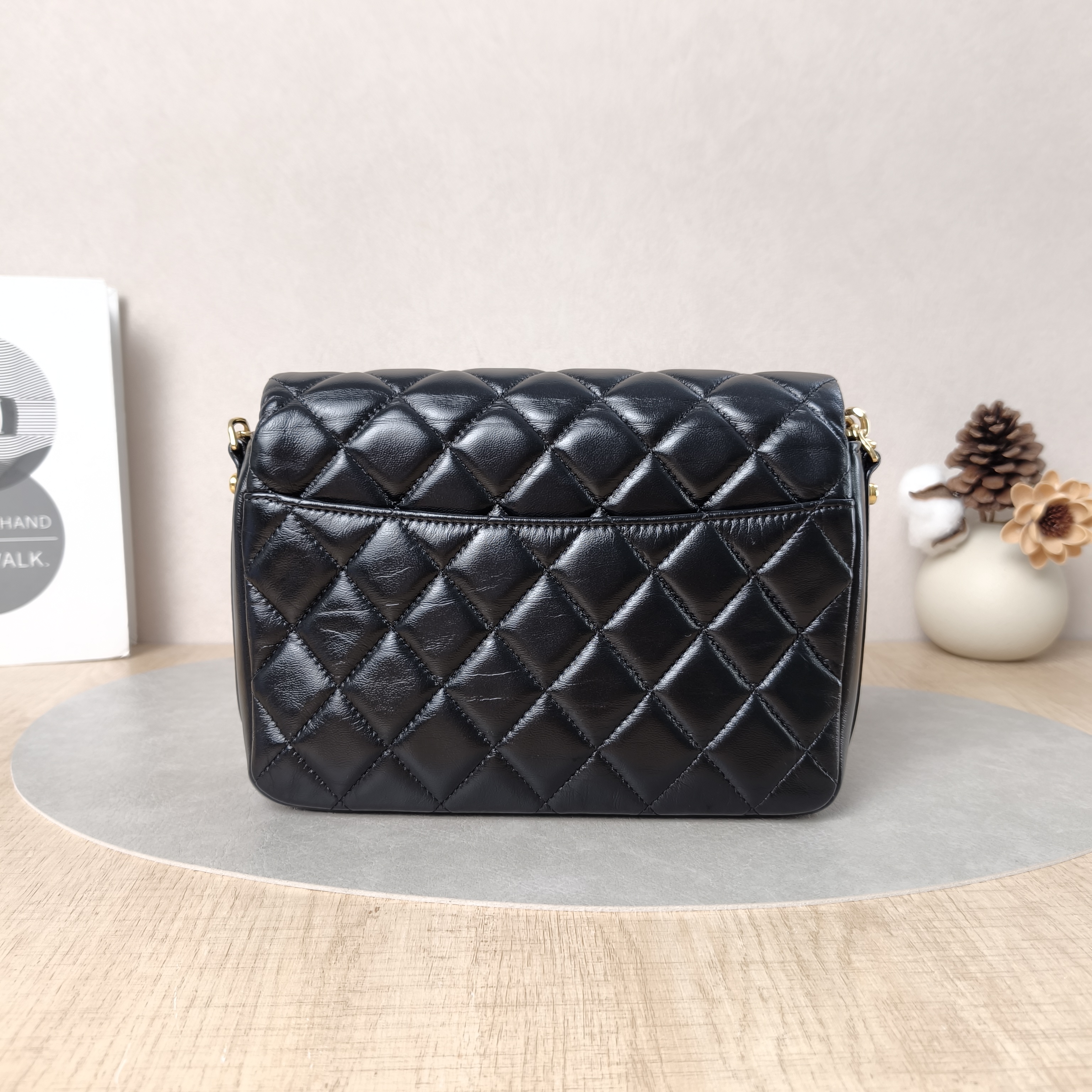 Chanel Crossbody Bag Edition c logo Black Waxed Leather One Size22 × 7 × 16 cm — cover view 5 of 5